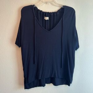 Lou & Grey Slouchy Top Sz XS Navy Blue Lounge Streetwear Clean Girl Indie Moto
